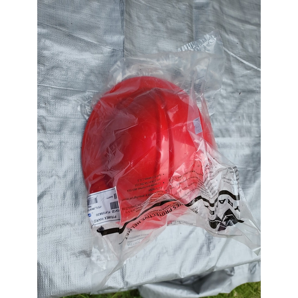 Pyramex - HP24120 Red Full Brim Hard Hat 4 Point Ratchet Suspension Construction